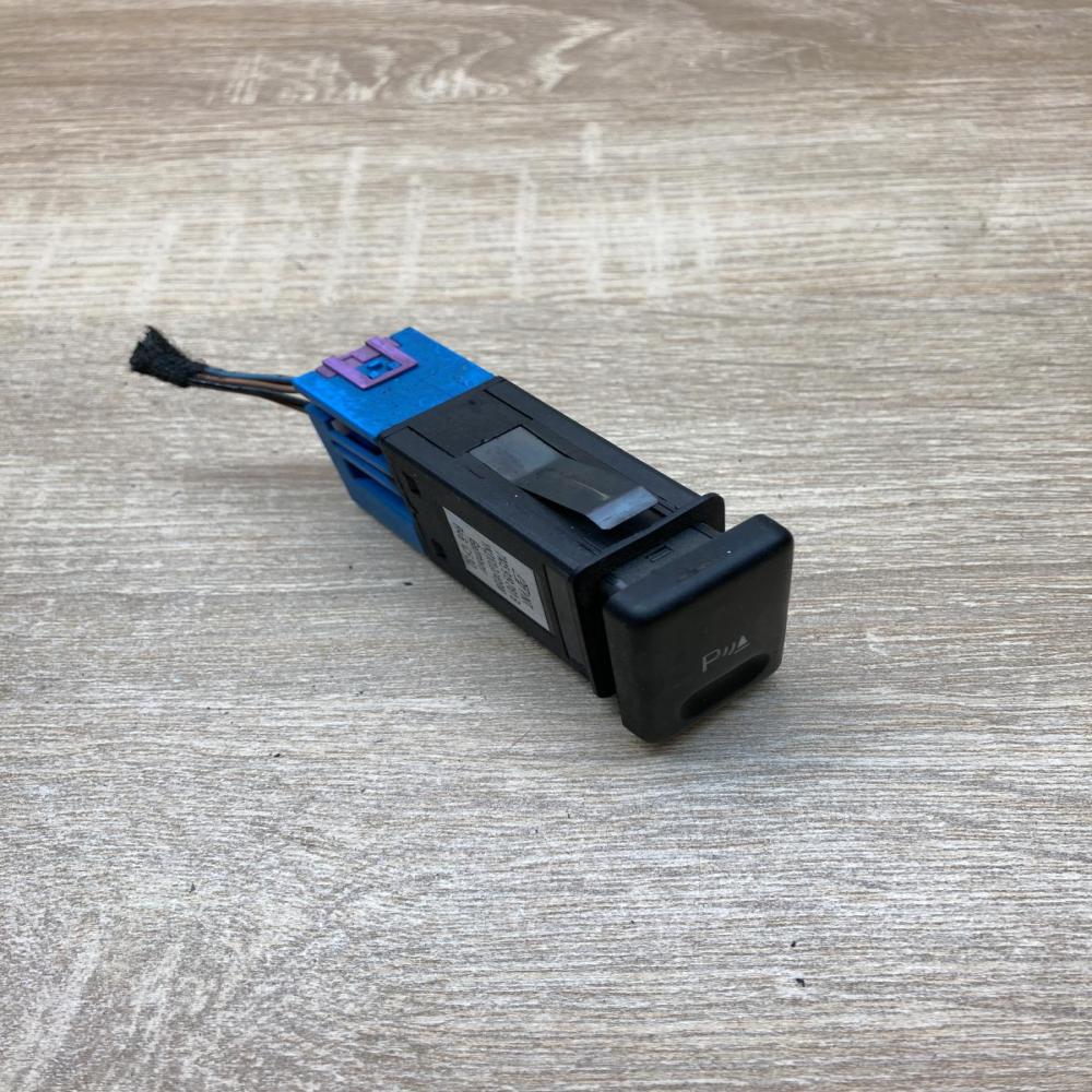 7M5919281B   Parking (PDC) sensor switch Ford Galaxy