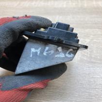 KJ180B26R   Heater blower motor/fan resistor Mazda 626