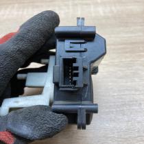 063700 8950   Air flap motor/actuator Honda CR-V