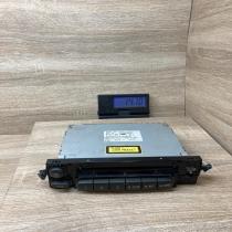 86120 52030   Radio/CD/DVD/GPS head unit Toyota Yaris Verso