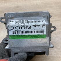 04602430AF   Airbag control unit/module Chrysler 300M