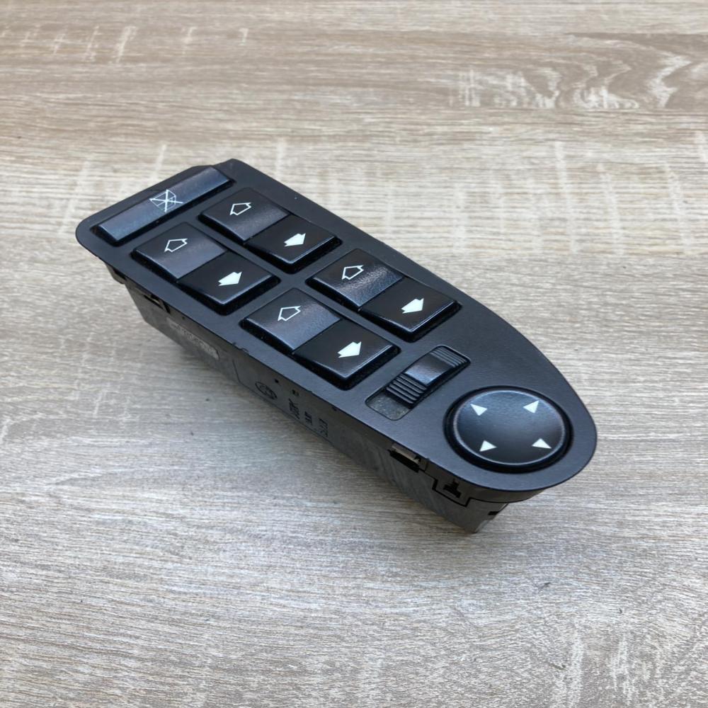 6904306   Electric window control switch BMW 5 E39
