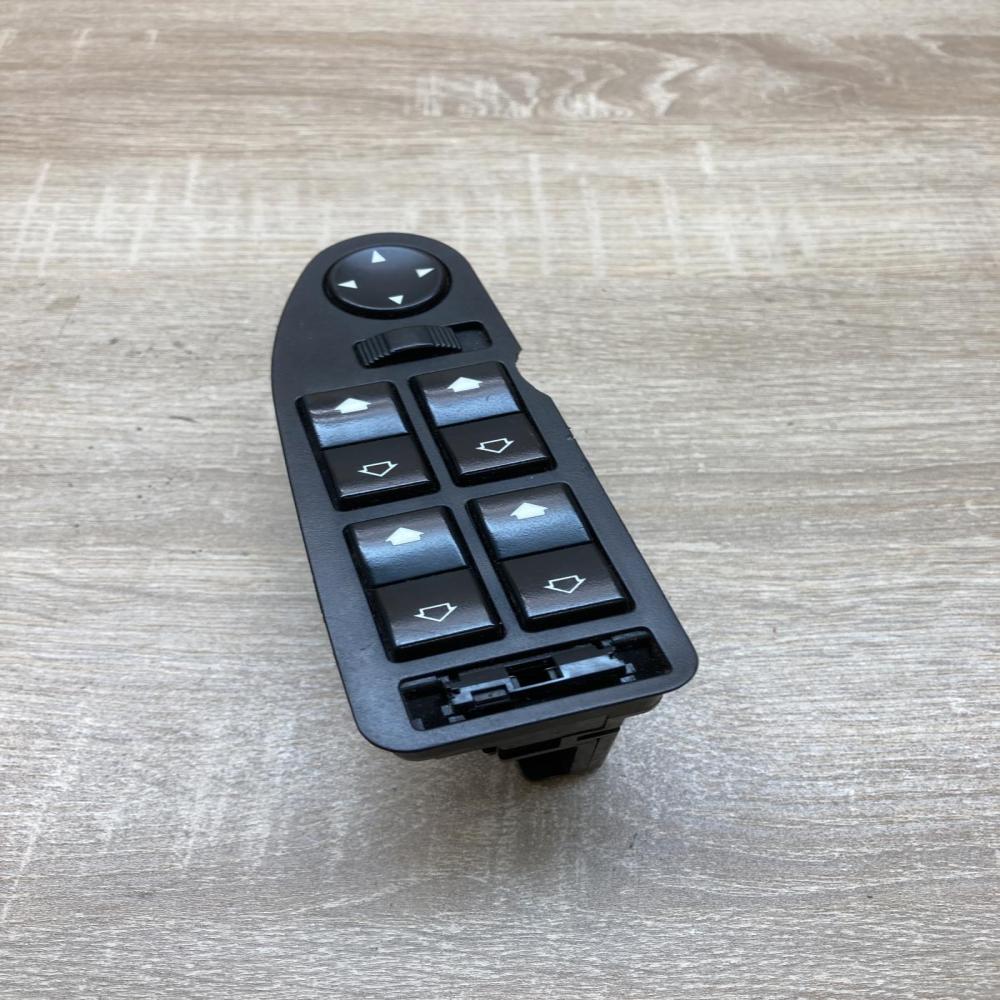 6904306   Electric window control switch BMW 5 E39