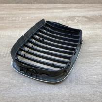 8184532 8159316  Front bumper upper radiator grill BMW 5 E39