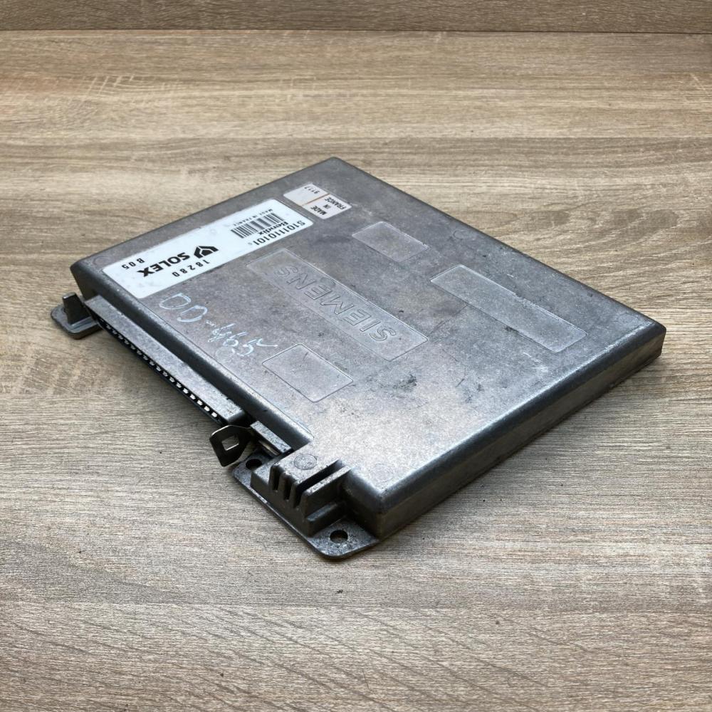 S101110101G   Engine control unit/module ECU Peugeot 405