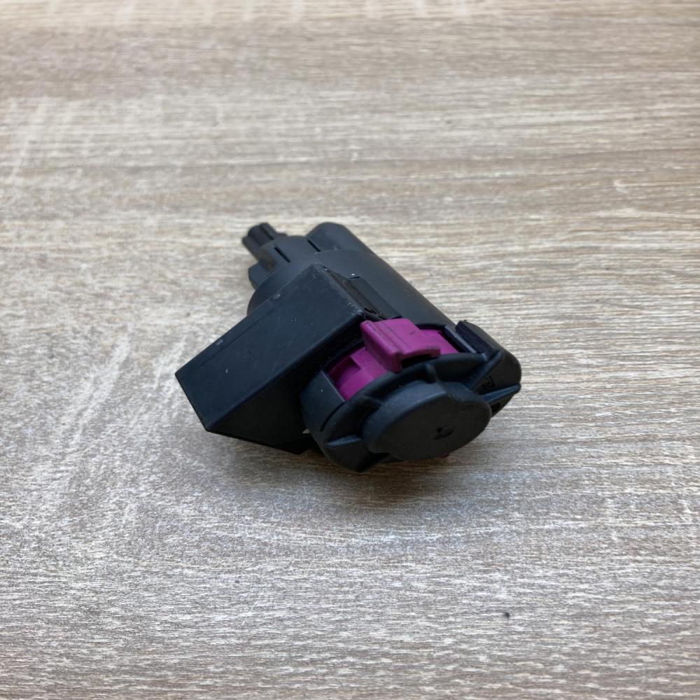 4F0945459B 1468996  Brake pedal sensor switch Audi A5 8T 8F