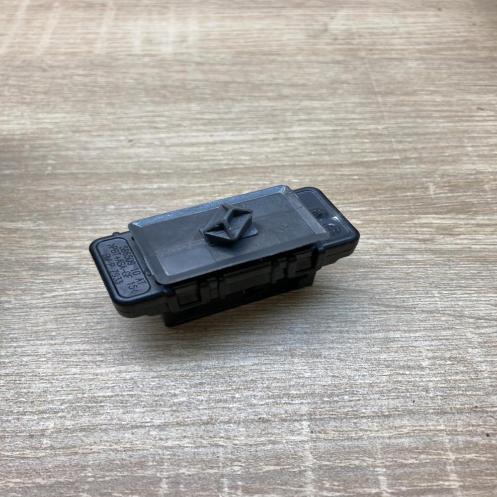 6814609 586509  Other control units/modules BMW i3