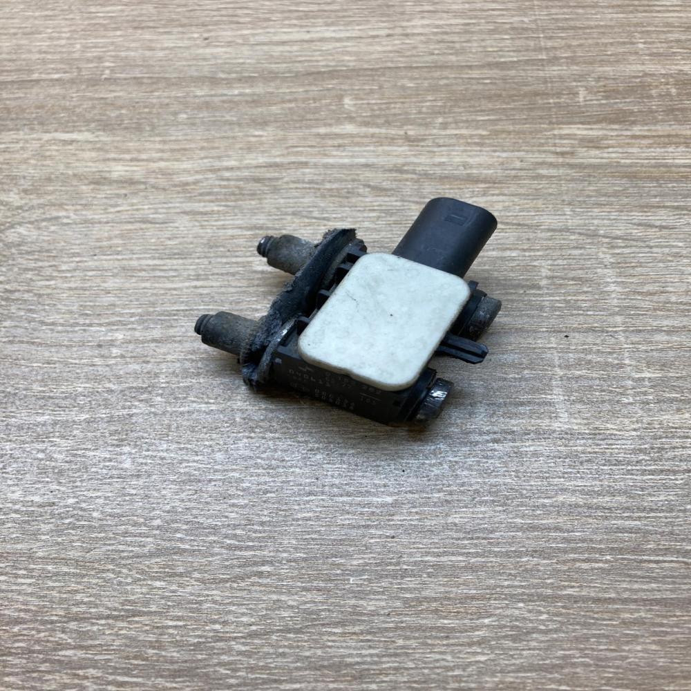 9152262 000138505018  Airbag deployment crash/impact sensor BMW X5 E70