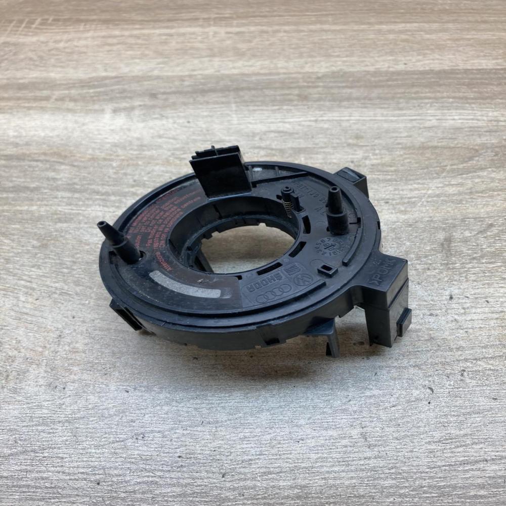 1J0959653   Airbag slip ring squib (SRS ring) Volkswagen Golf IV
