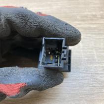 7E0959621   Windscreen/window heater switch Volkswagen Transporter - Caravelle T