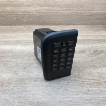 9496781   Phone keyboard Volvo S80