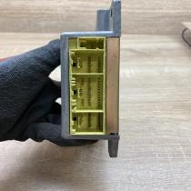 B30E57K30B 3327047  Airbag control unit/module Mazda 323 F