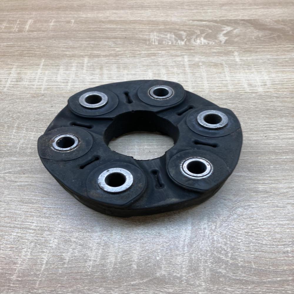 7518443   Rear prop shaft donut coupling/joint BMW 3 E90 E91