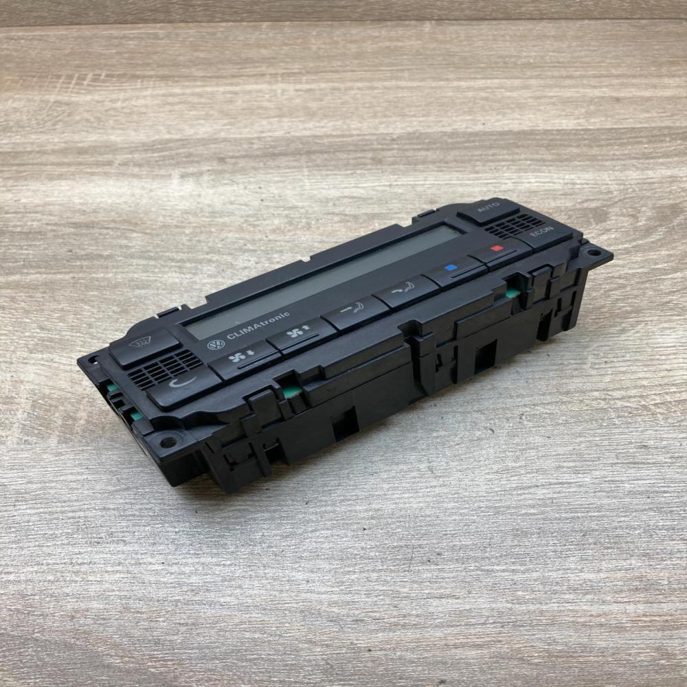 3B1907044D   Climate control unit Volkswagen PASSAT B5
