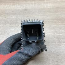 09132691 51299008  Glow plug pre-heat relay Opel Zafira A