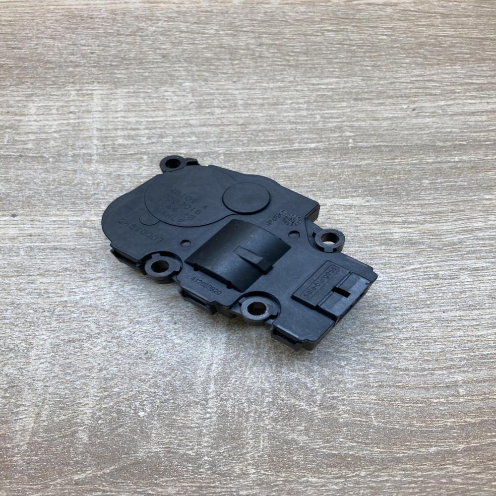 EXB101A 19082016  Air flap motor/actuator BMW 5 G30 G31