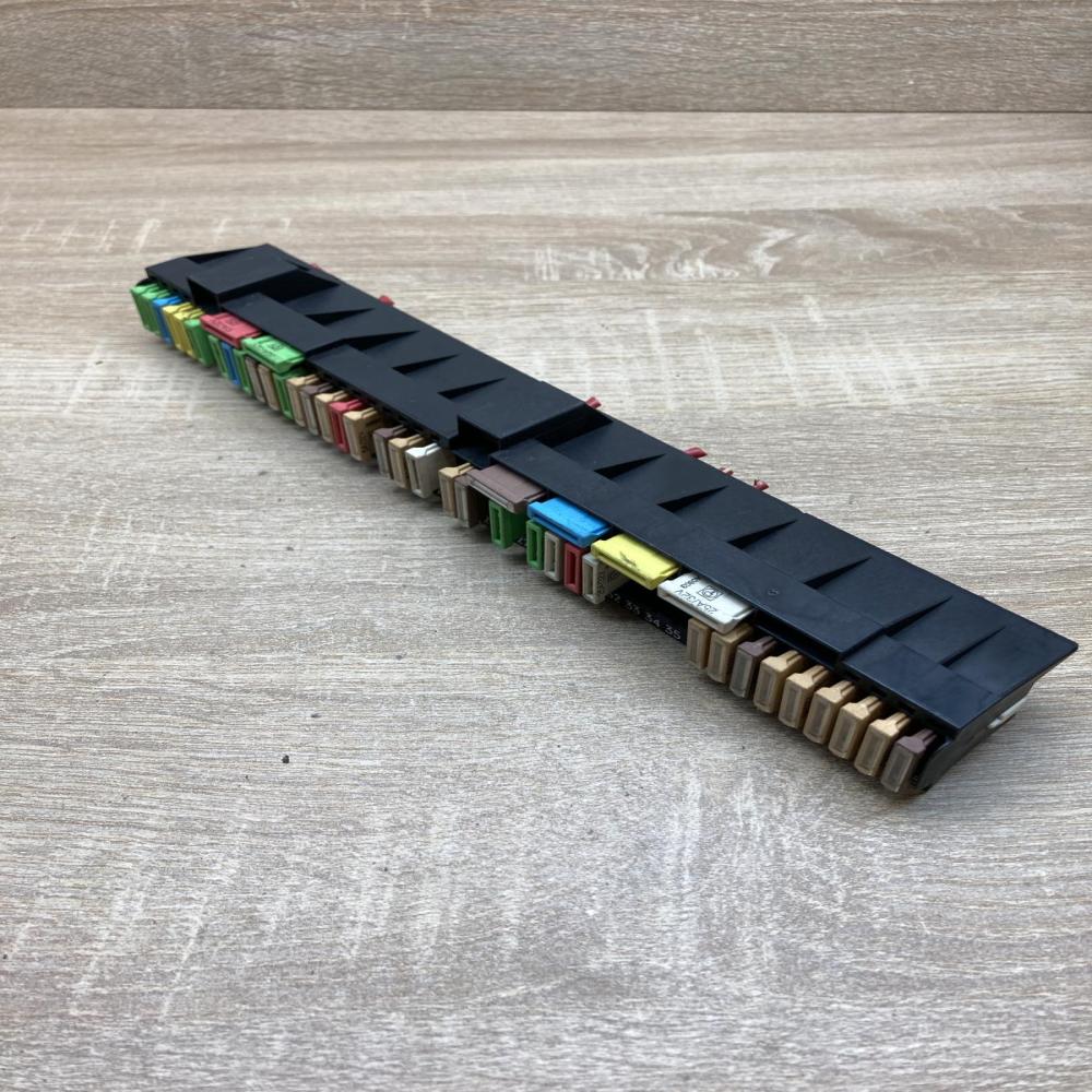 8366570   Fuse module BMW 5 E39
