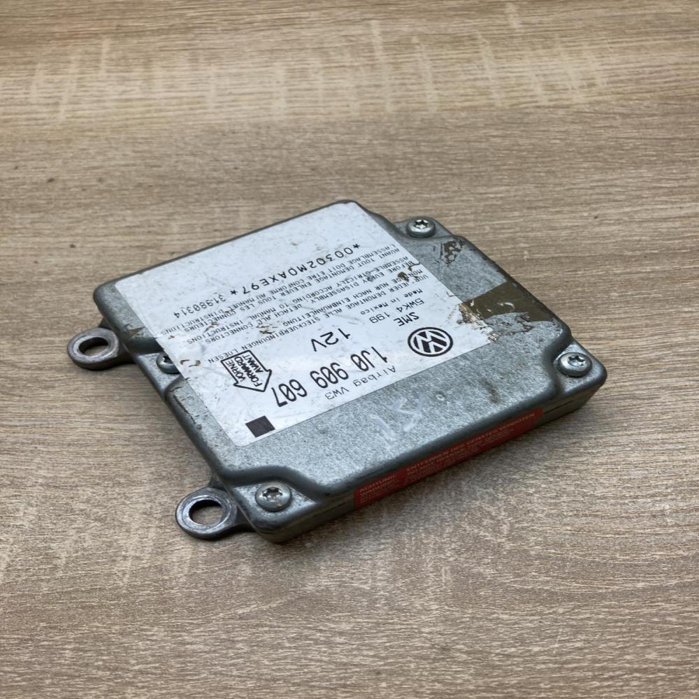 1J0909607 5WK4199  Airbag control unit/module Volkswagen PASSAT B5