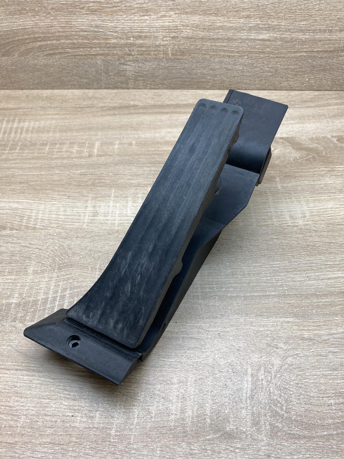 6766930 259160  Accelerator throttle pedal BMW 7 E65 E66