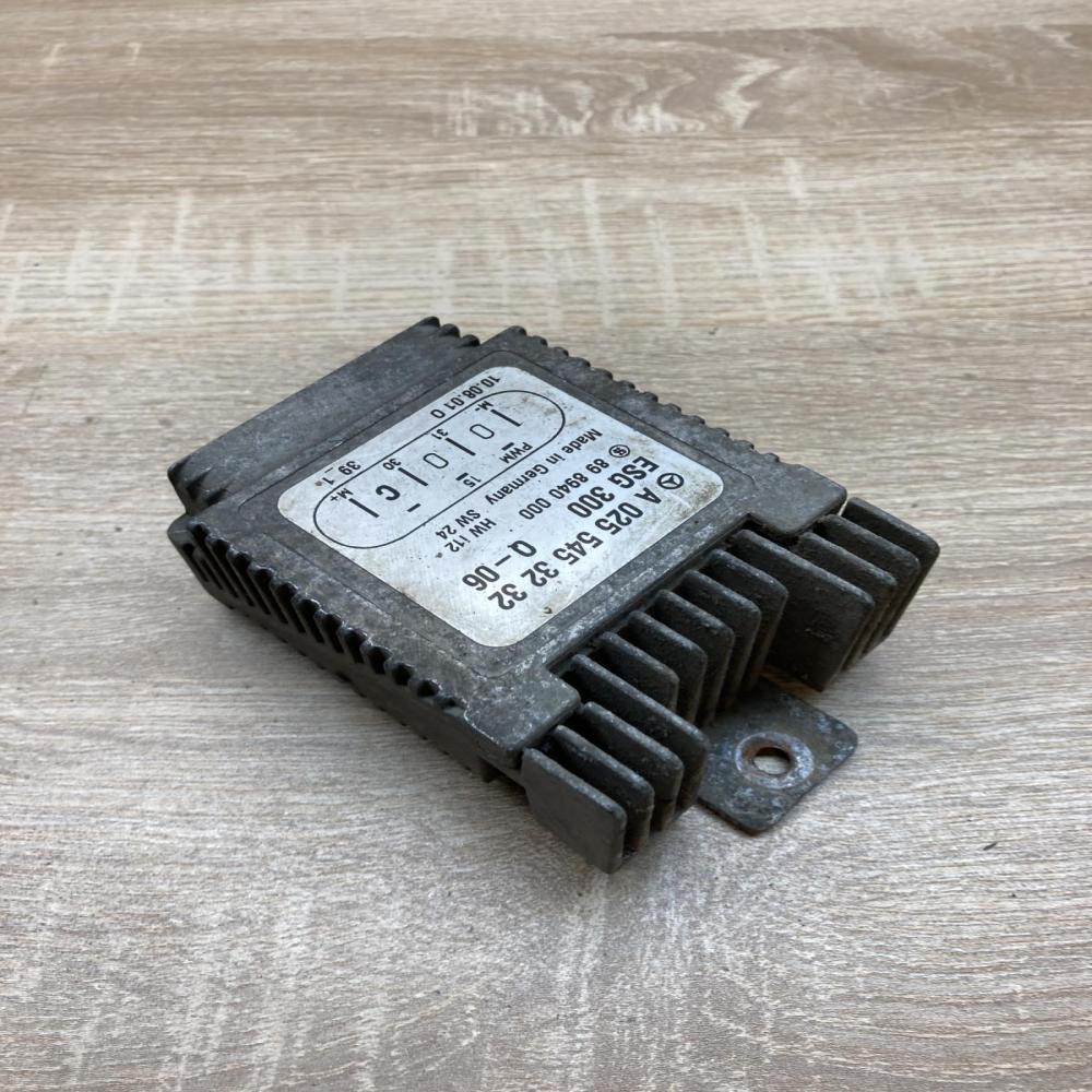 A0255453232 898940000  Coolant fan relay Mercedes-Benz A W168