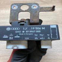 1J0919506M 898967000  Coolant fan relay Volkswagen Golf IV