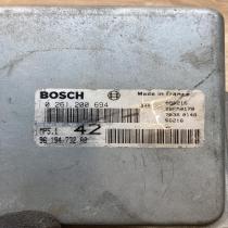 9619473280 0261200694  Engine control unit/module ECU Peugeot 306