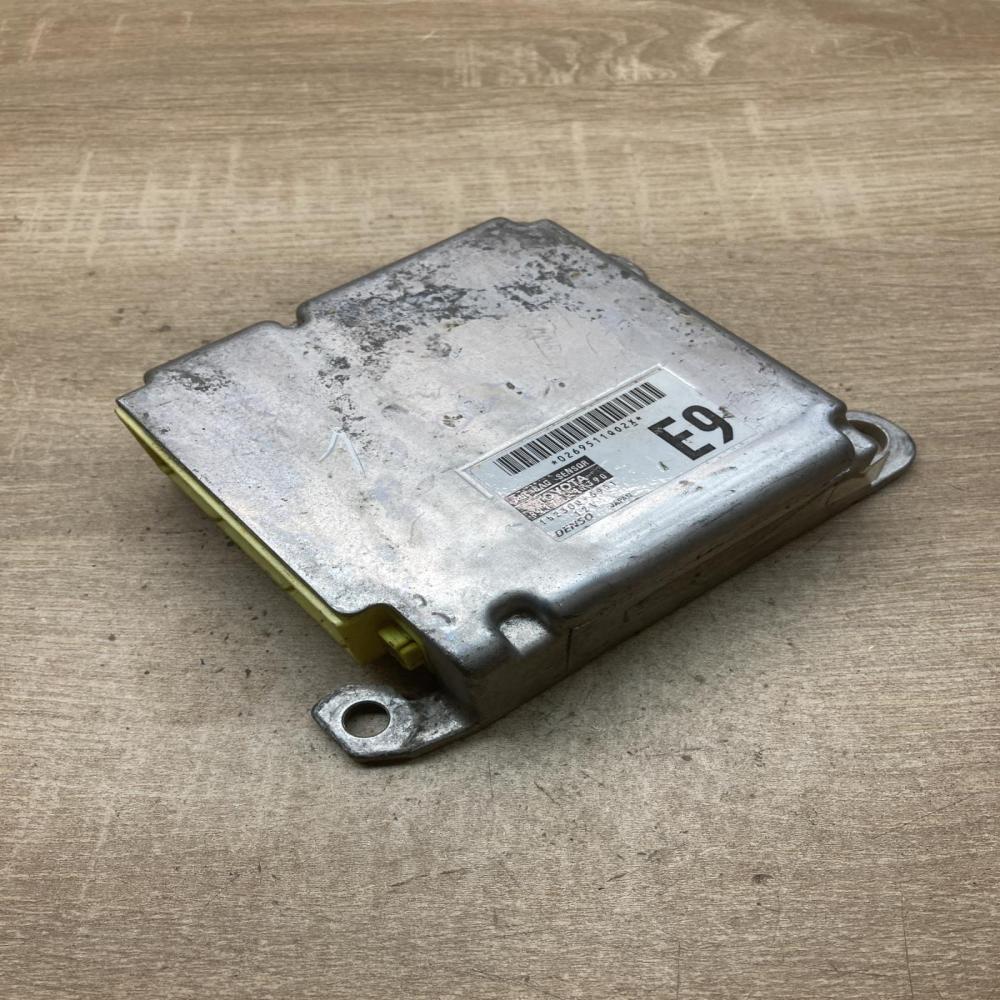 89170 47390 152300 6951 8917047390 Airbag control unit/module Toyota Prius (XW20