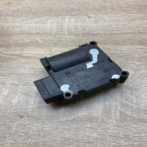 4E0820511 0132801323  Air flap motor/actuator Audi A8 S8 D3 4E