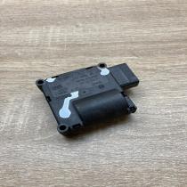 4E0820511 0132801323  Air flap motor/actuator Audi A8 S8 D3 4E