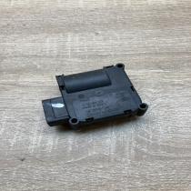 4E0820511 0132801323  Air flap motor/actuator Audi A8 S8 D3 4E