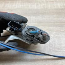 104993 3011   Coolant fan relay Mitsubishi Galant