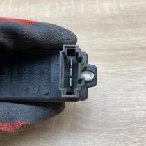 4B0820521 5DS006467  Heater blower motor/fan resistor Audi A6 S6 C5 4B