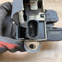 1T0827505H   Tailgate/trunk/boot lock/catch/latch Volkswagen Touran I