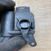 7L0907511B 0132801320  Air flap motor/actuator Volkswagen Touareg I