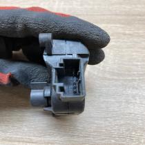 7L0907511B 0132801320  Air flap motor/actuator Volkswagen Touareg I