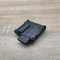 4F0820511A   Air flap motor/actuator Audi A8 S8 D3 4E