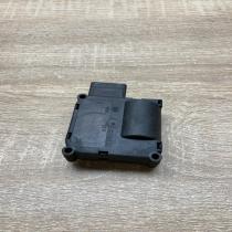 4F0820511A   Air flap motor/actuator Audi A6 S6 C6 4F
