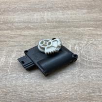 4F0820511B 0132801369  Air flap motor/actuator Audi A6 S6 C6 4F