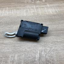 4E0820511 0132801323  Air flap motor/actuator Audi A8 S8 D3 4E