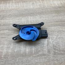 8E1820511F 0132801322  Air flap motor/actuator Audi A4 S4 B7 8E 8H