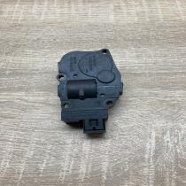 25062009 K9749005  Air flap motor/actuator Audi A5 8T 8F