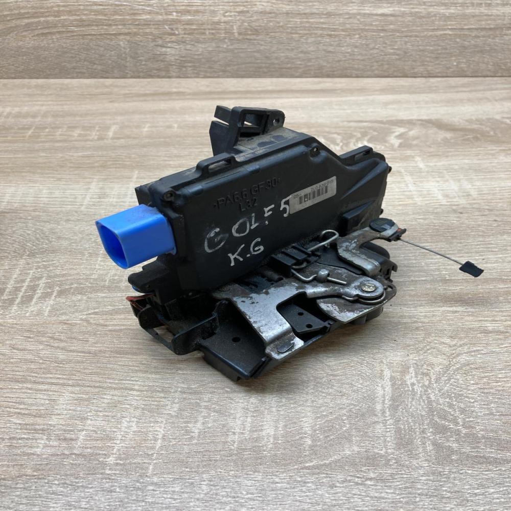 7L0839015   Rear door lock Volkswagen Golf V