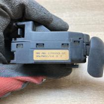 98AG 17A553 CC   Wiper control stalk Ford Focus