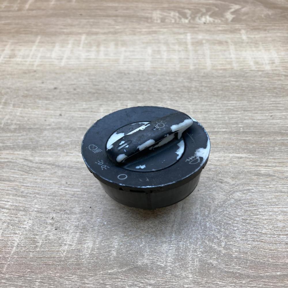1T09413431B   Light switch Volkswagen Touran I