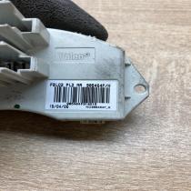 73040157 985464F  Heater blower motor/fan resistor BMW 3 E90 E91