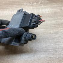 7700111525   Glow plug pre-heat relay Renault Scenic I