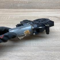 0130821784 1203000454  Rear door window regulator motor Audi A6 S6 C5 4B