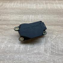 74935D 231101  Air flap motor/actuator Volvo S60