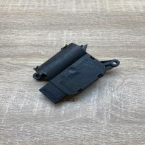 8E1820511A 0132801300  Air flap motor/actuator Audi A4 S4 B7 8E 8H