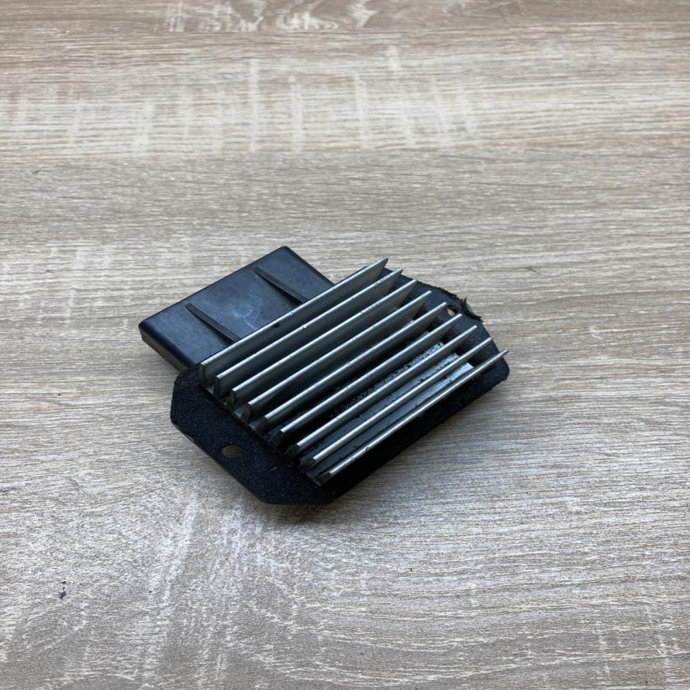 499300 2121   Heater blower motor/fan resistor Toyota Corolla Verso AR10
